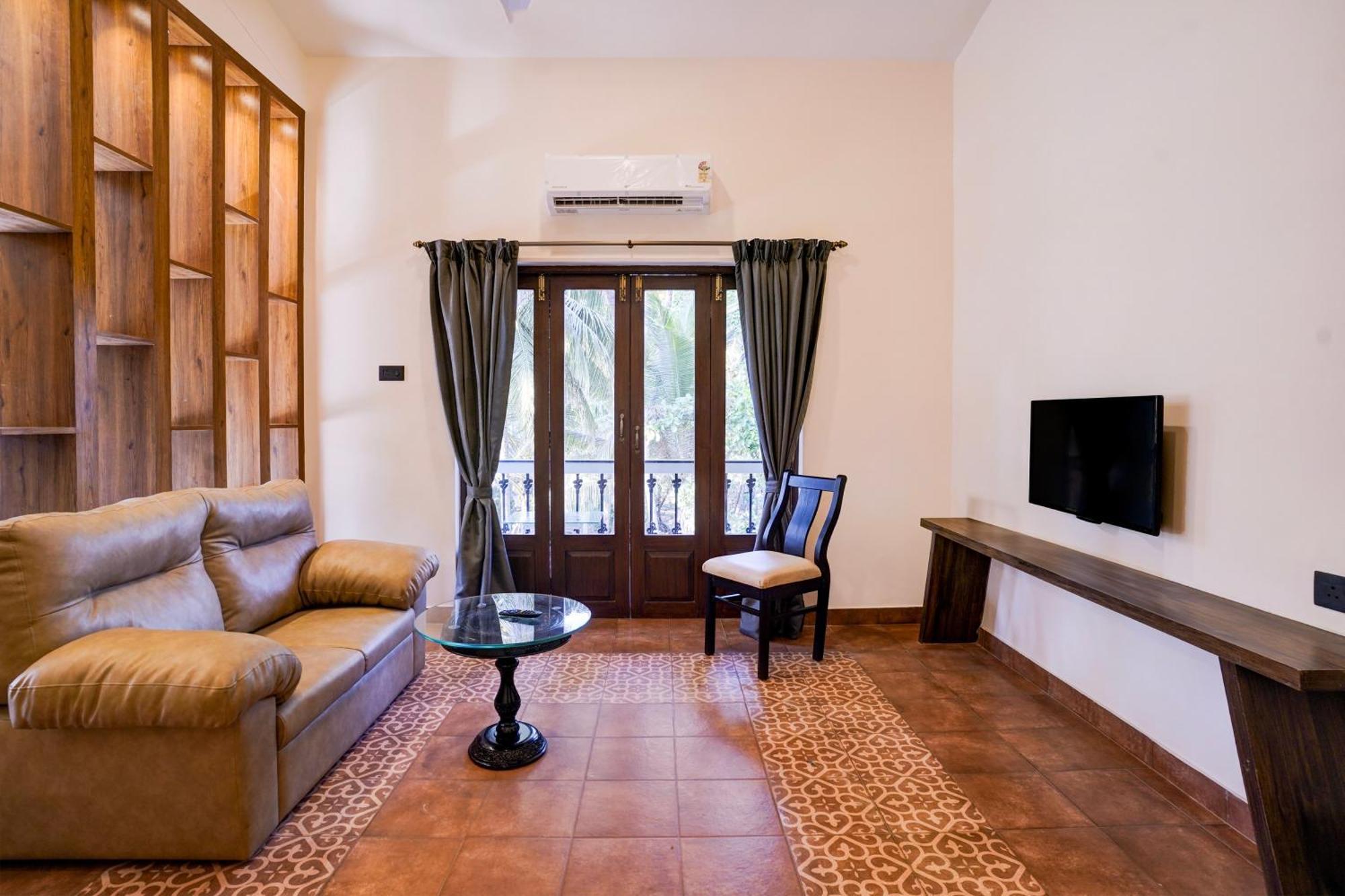 Hotel Collection O Dona Karen GOA Exterior foto