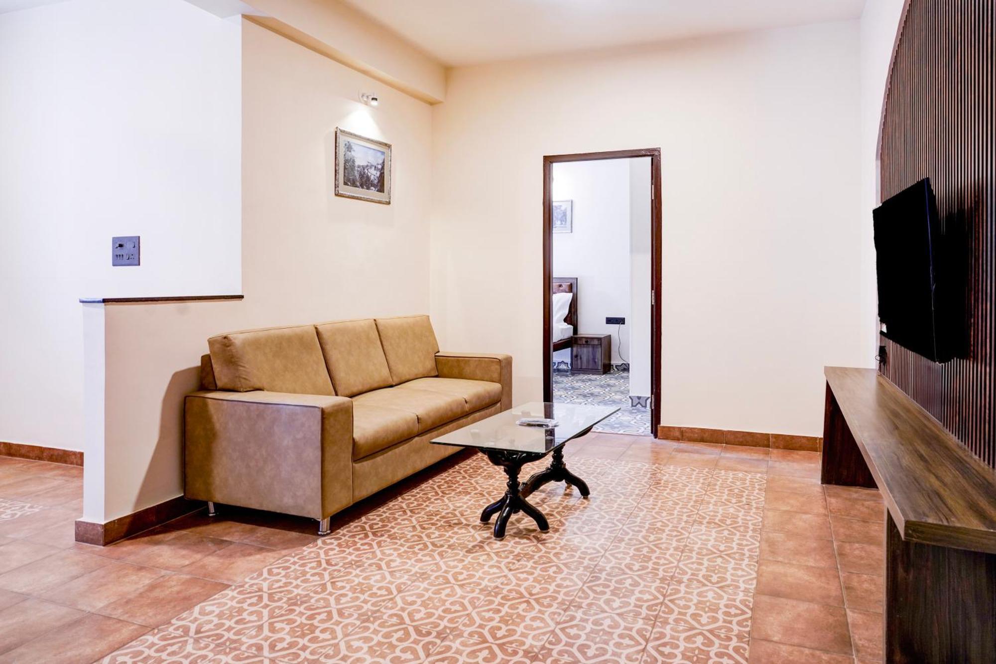 Hotel Collection O Dona Karen GOA Exterior foto