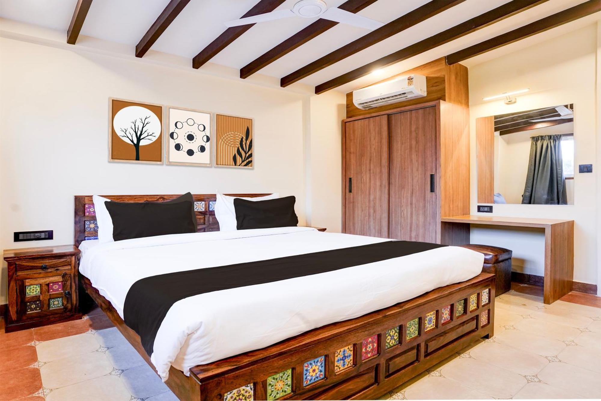 Hotel Collection O Dona Karen GOA Exterior foto